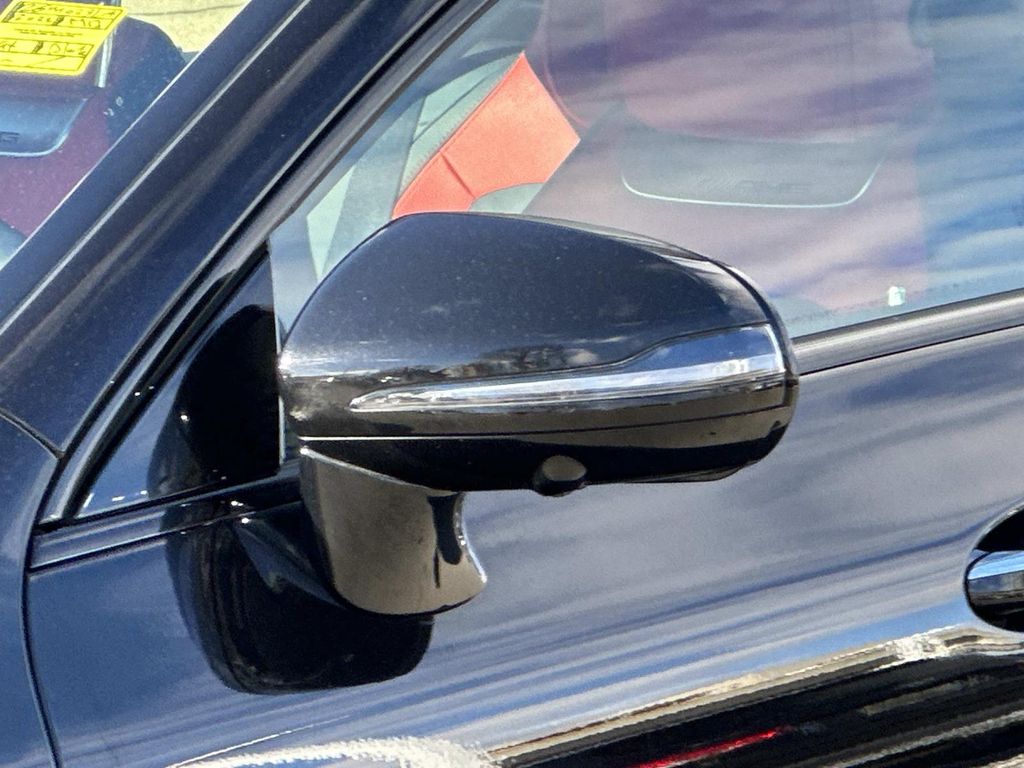 Thumbnail: 2022 Mercedes-Benz AMG GT - 2