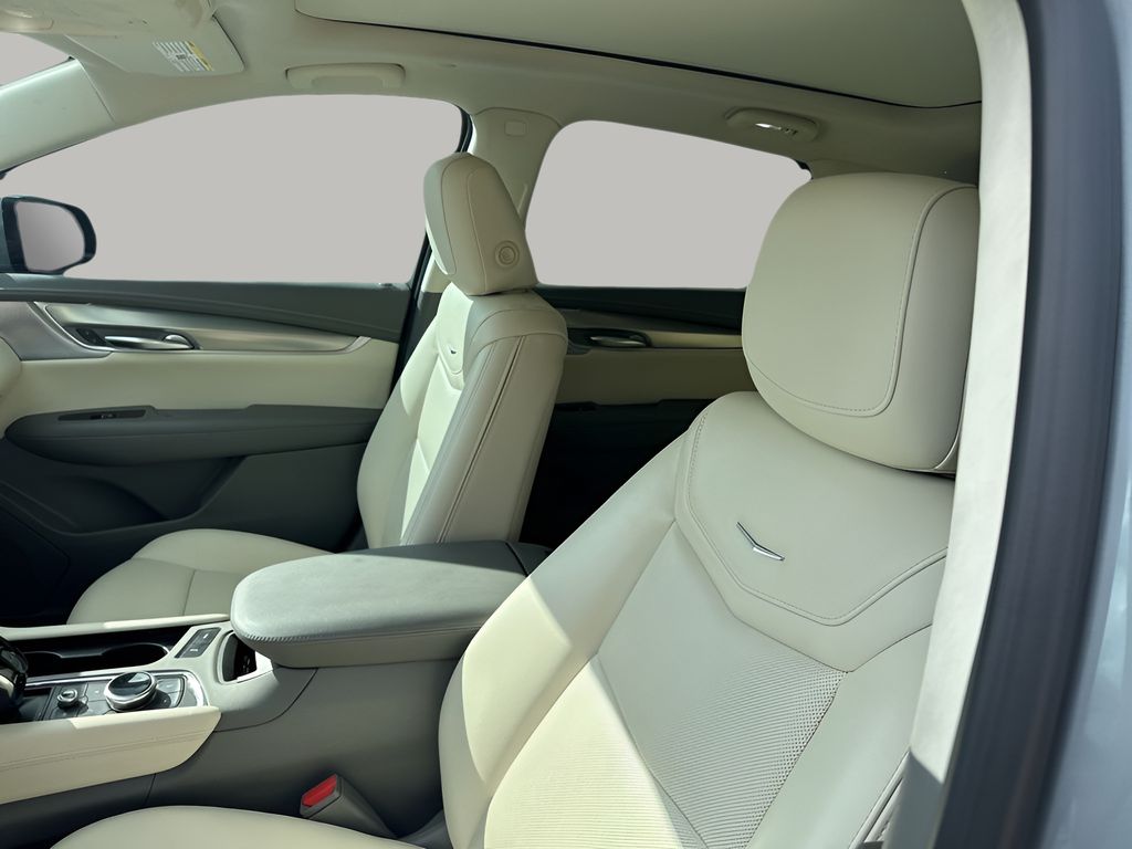 Used Car 2023 Cadillac Xt5  Premium Luxury For Sale Under $35,000 In Austin, Texas