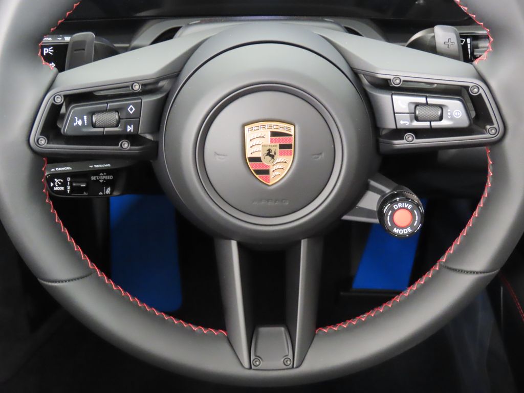 Thumbnail: 2026 Porsche 911 - 19