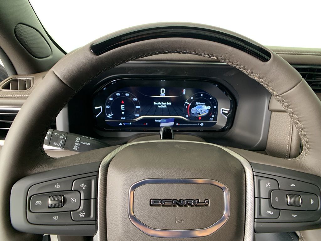 2024 GMC Yukon Denali 21