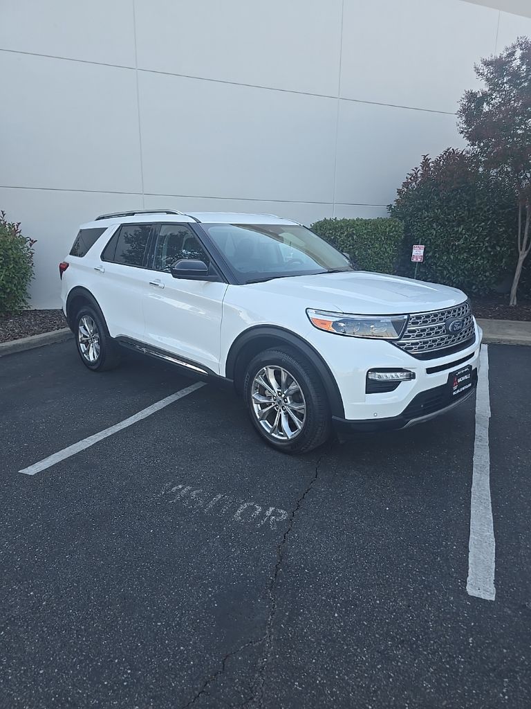 2023 Ford Explorer Limited 4WD's photo