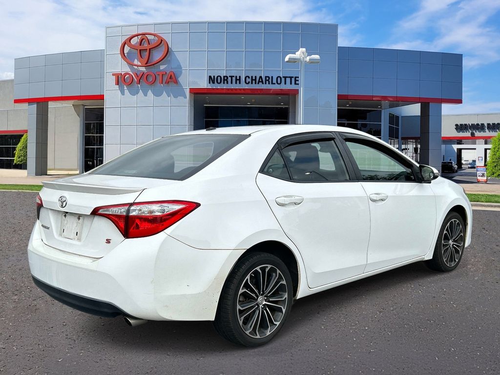 Used 2016 White Toyota S Premium image 6