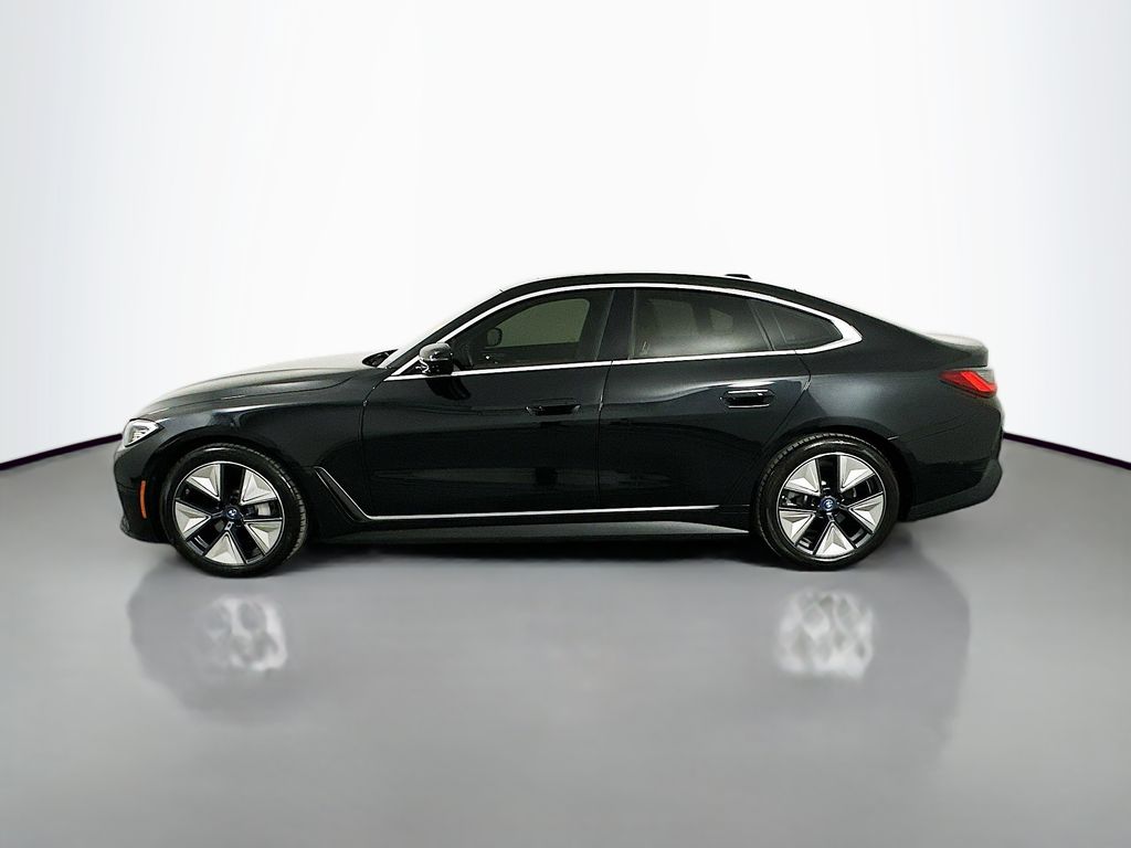 Thumbnail: 2023 BMW i4 - 8