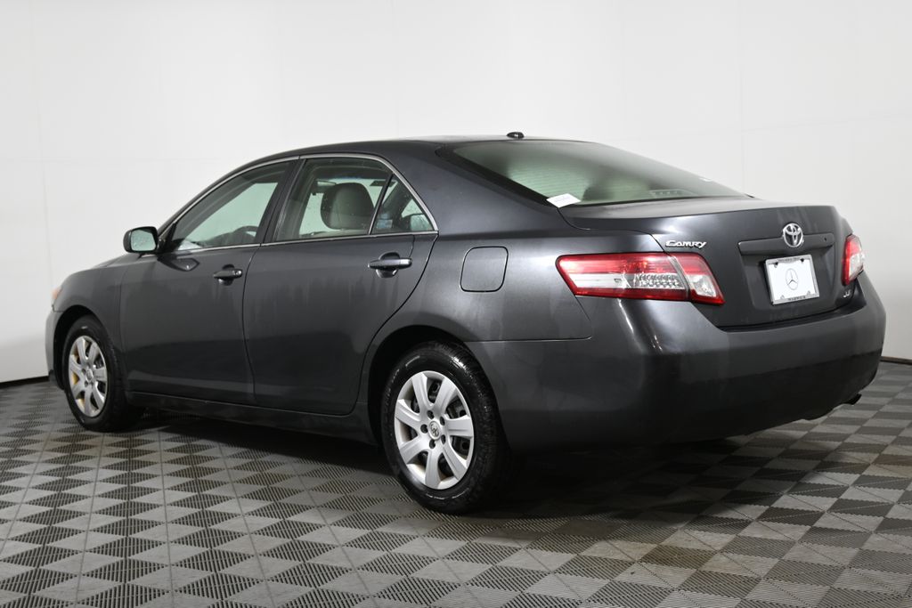 Thumbnail: 2011 Toyota Camry - 8