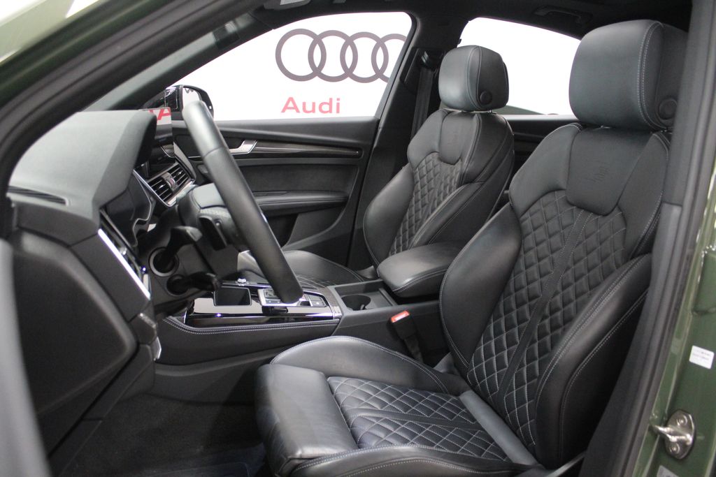 Thumbnail: 2023 Audi SQ5 - 12