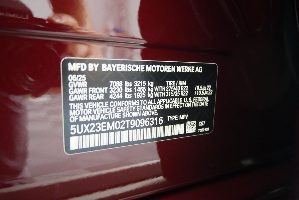 Thumbnail: 2026 BMW X7 - 29