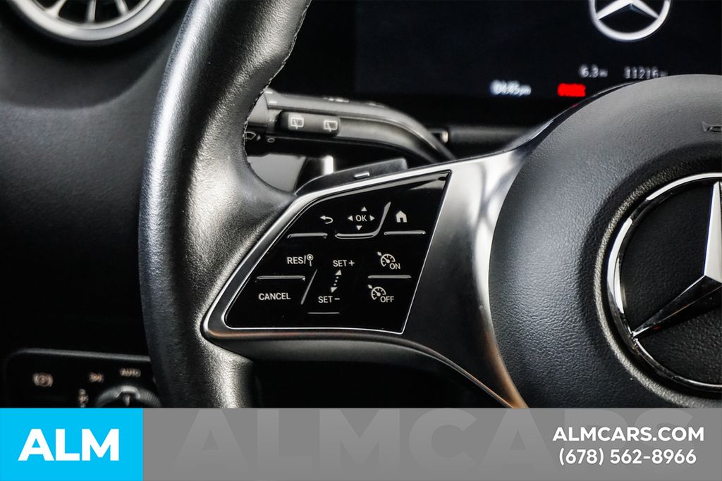 Used 2025 Black Mercedes-Benz GLA 250 image 28