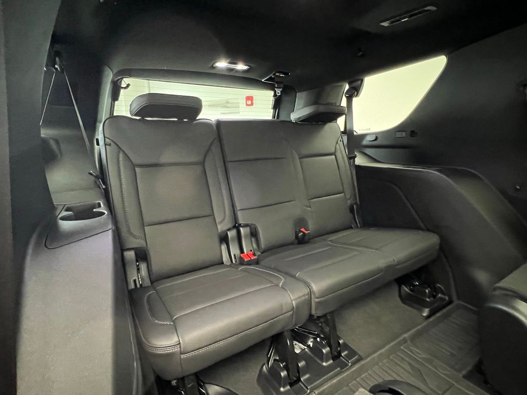 Thumbnail: 2025 GMC Yukon - 9