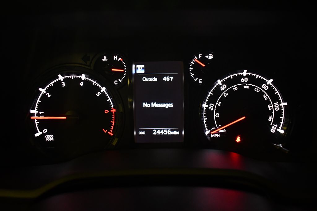 Thumbnail: 2023 Toyota 4Runner - 24