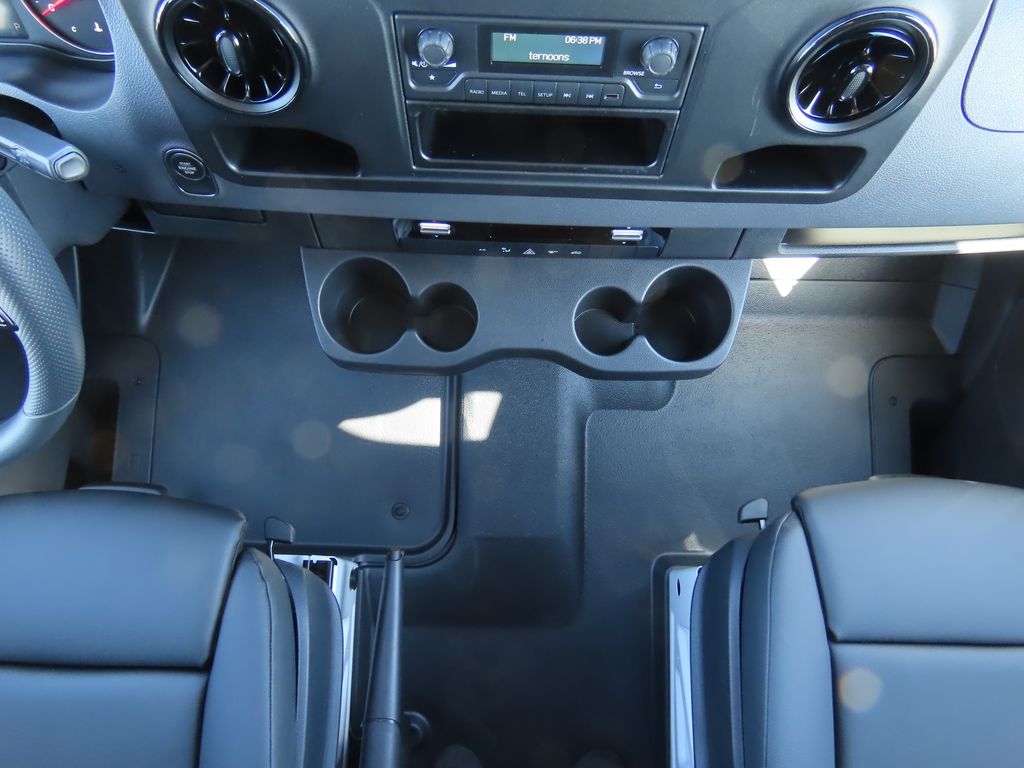 2025 Mercedes-Benz Sprinter 2500 16
