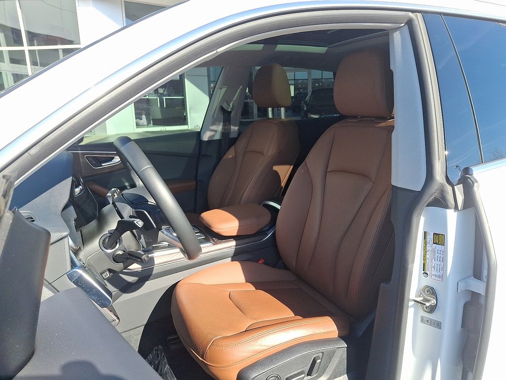 Thumbnail: 2022 Audi Q8 - 13