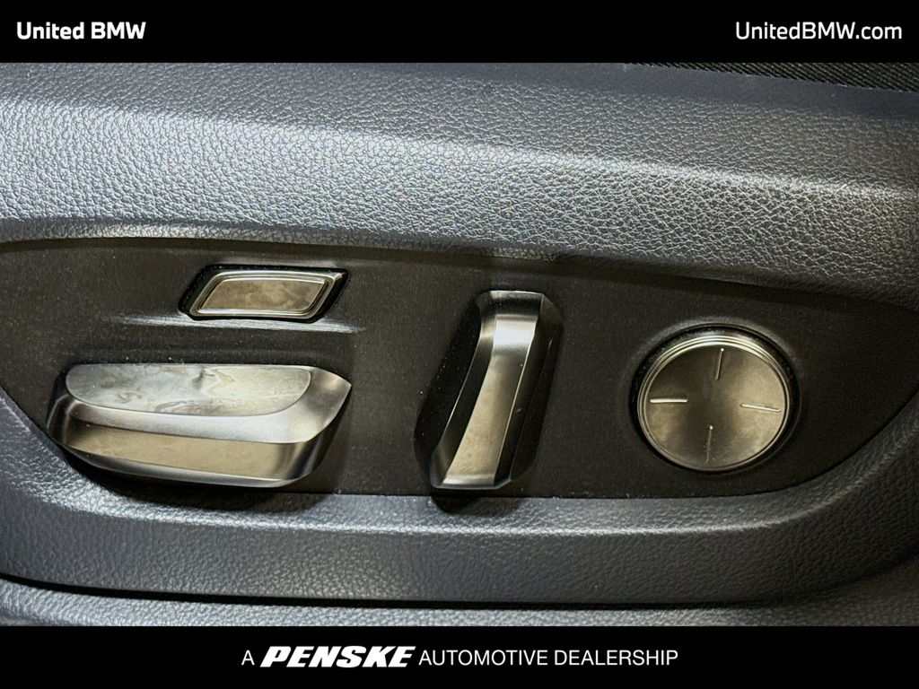 Thumbnail: 2025 Lexus LX - 4