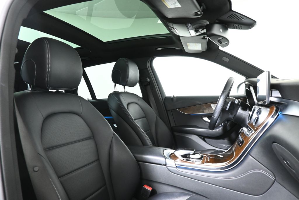 2017 Mercedes-Benz GLC 300 26