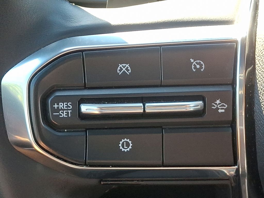 Thumbnail: 2024 GMC Acadia - 22