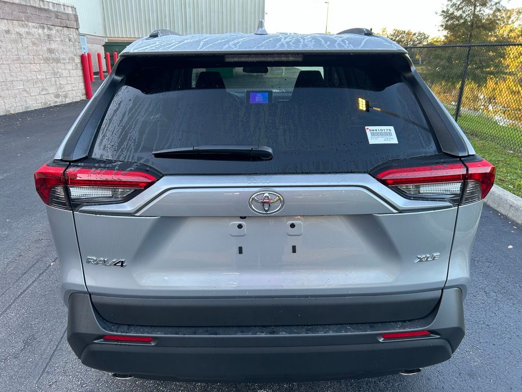 Thumbnail: 2025 Toyota RAV4 - 4