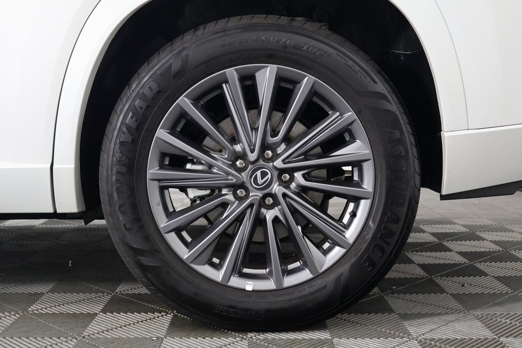 Thumbnail: 2025 Lexus TX - 17