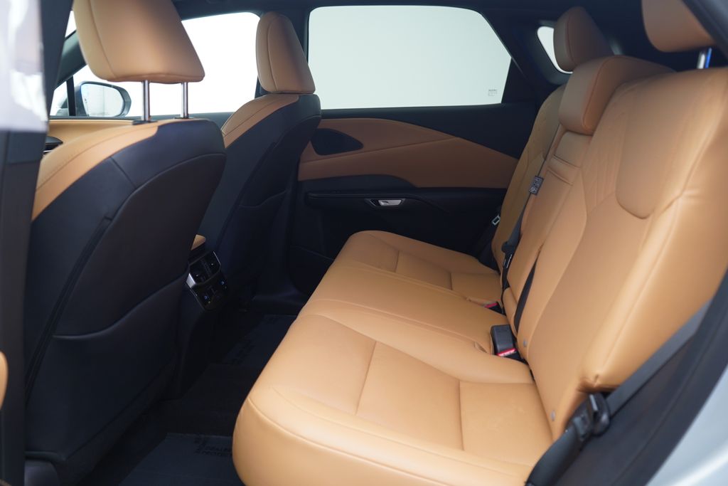 Thumbnail: 2025 Lexus RX - 7