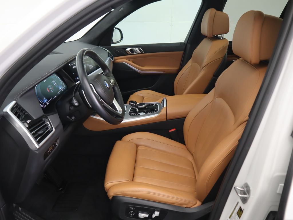 Thumbnail: 2022 BMW X5 - 19