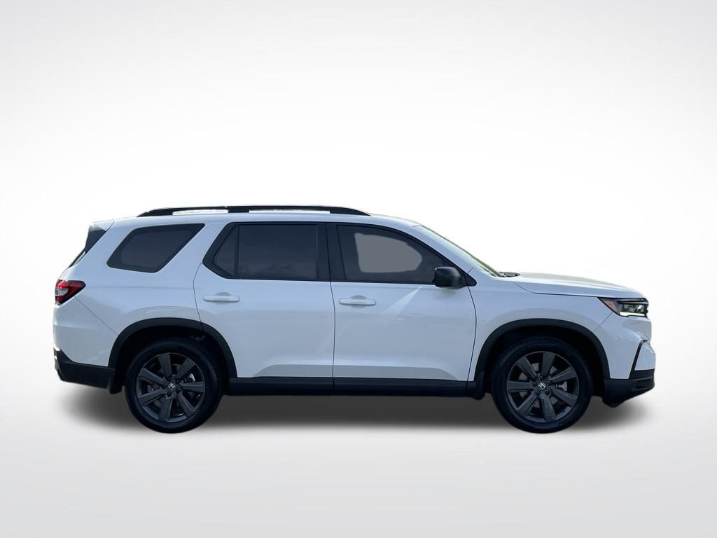 Thumbnail: 2025 Honda Pilot - 7