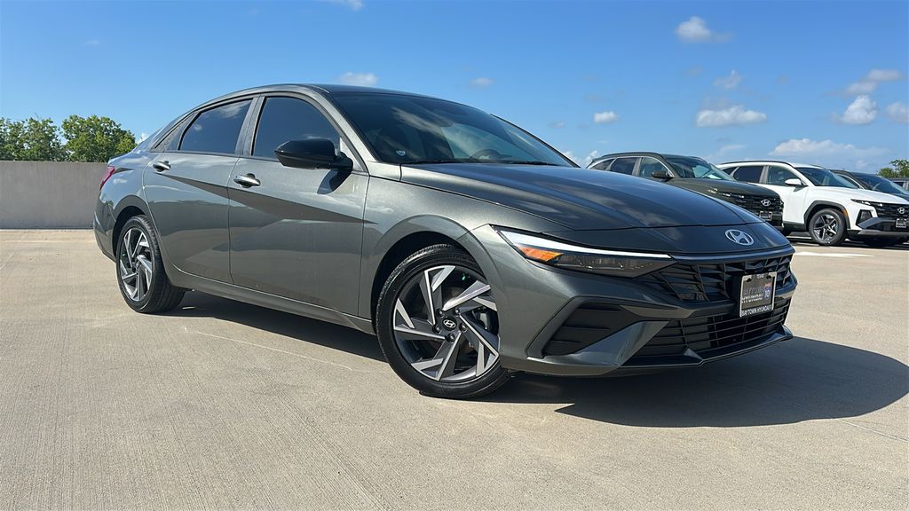 2025 Hyundai Elantra SEL Sport Gray at Classic Elite Chevrolet Sugar Land