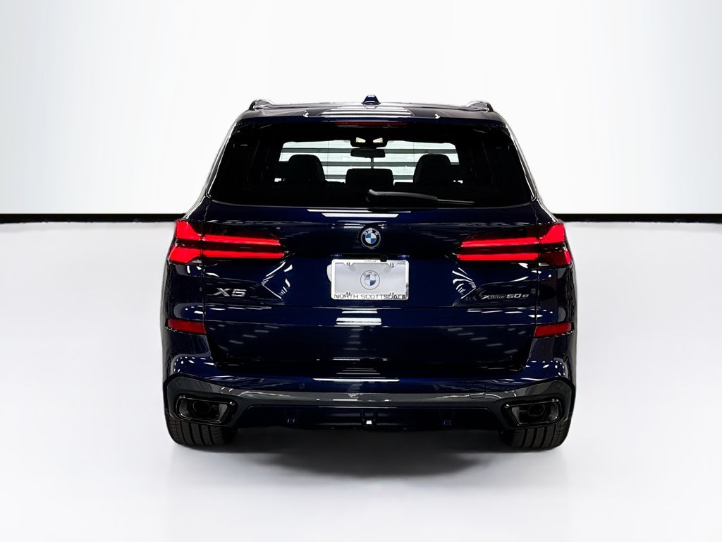 Thumbnail: 2026 BMW X5 - 6