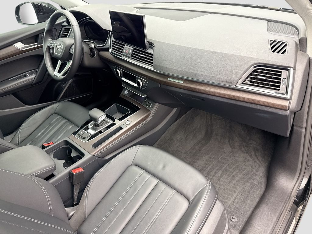 Thumbnail: 2023 Audi Q5 - 15