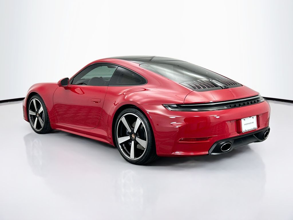 Thumbnail: 2026 Porsche 911 - 3