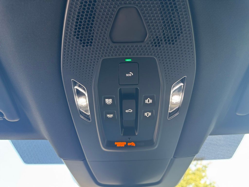 2024 Porsche Macan T 18