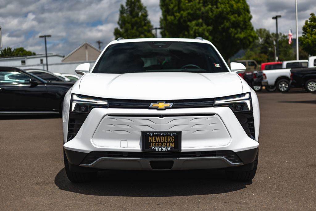 2024 Chevrolet Blazer EV LT thumbnail 5