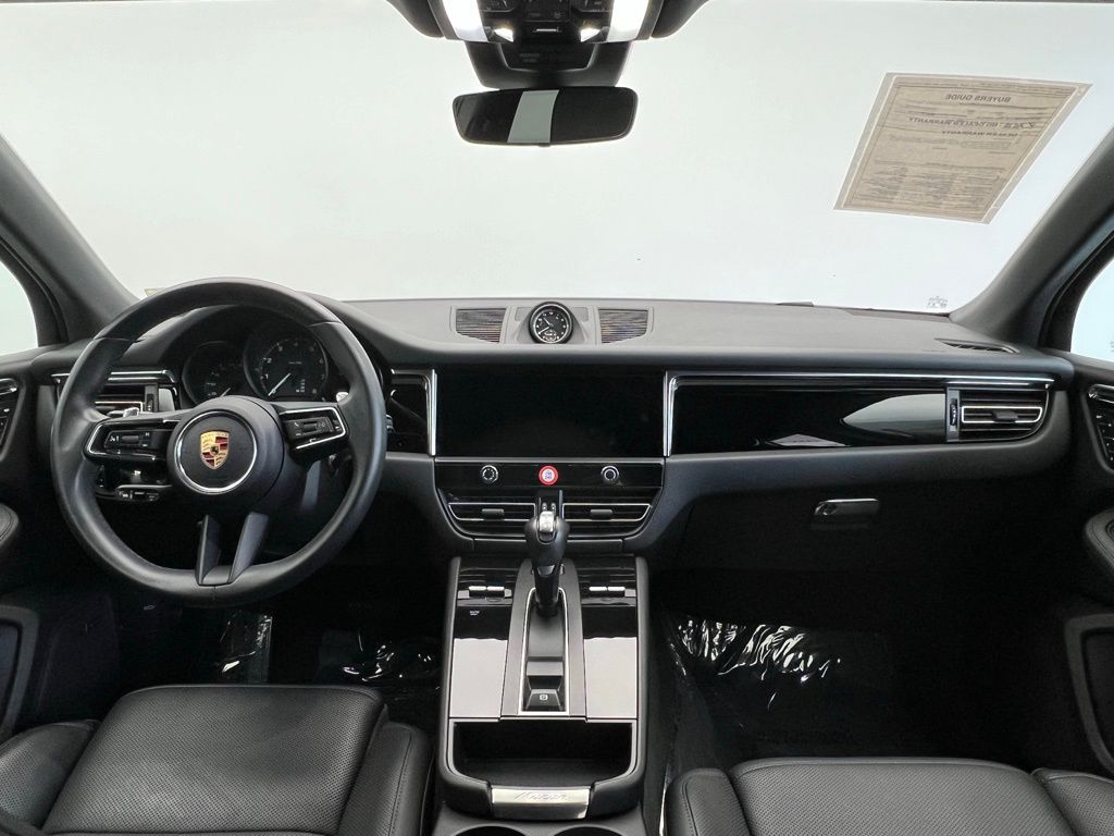 2024 Porsche Macan  6