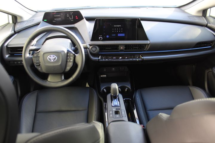 Used Car 2025 Toyota Prius  Limited For Sale Under $35,000 In Georgetown, Texas