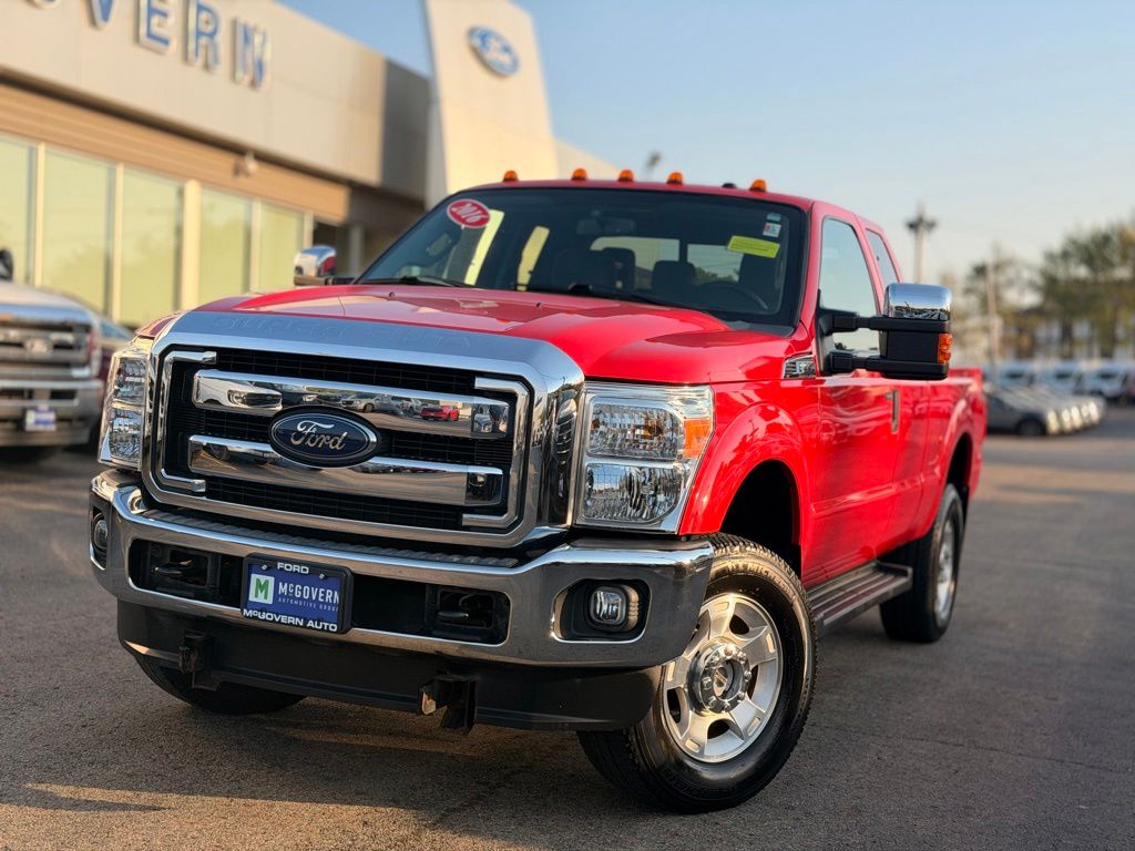Race Red 2016 Ford F-350 Super Duty XLT SuperCab 4WD Pickup Truck Four-Wheel Drive 6-Speed Automatic