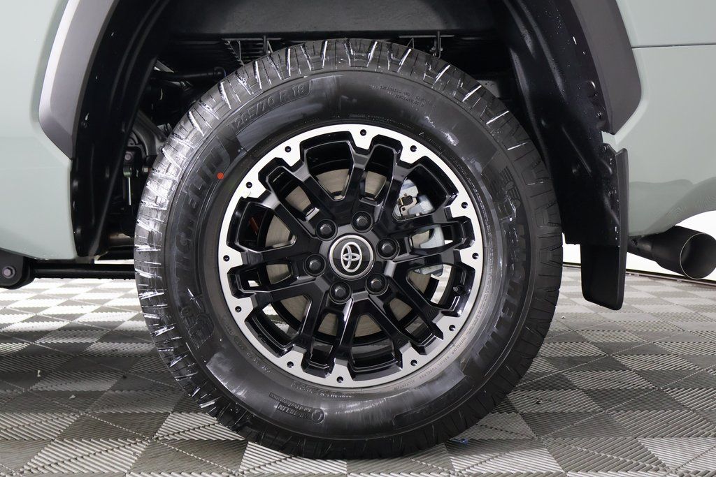 Thumbnail: 2026 Toyota Tundra - 10