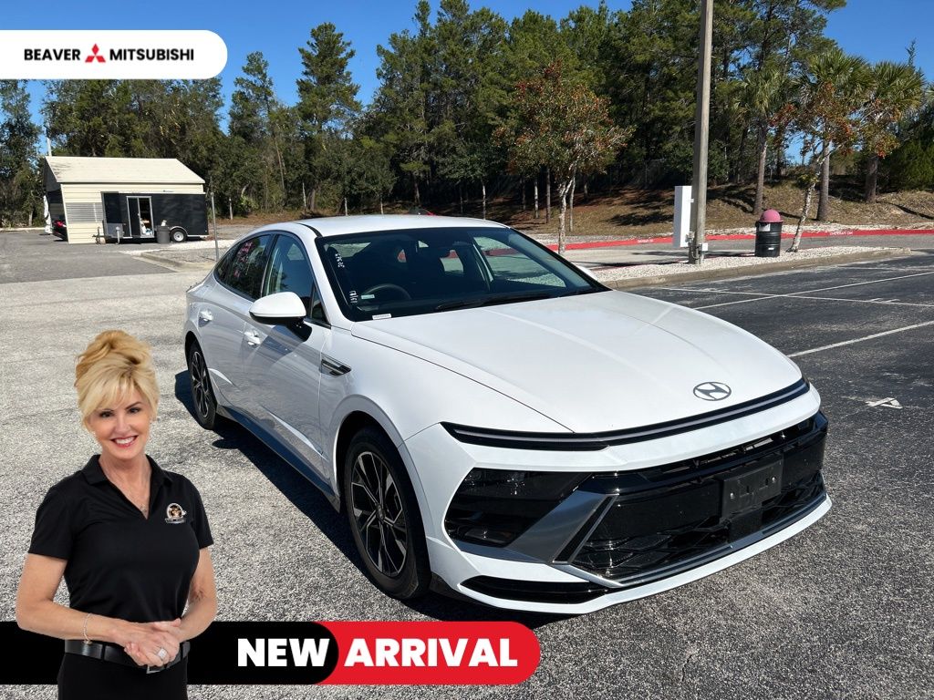 2025 Hyundai Sonata SEL's photo