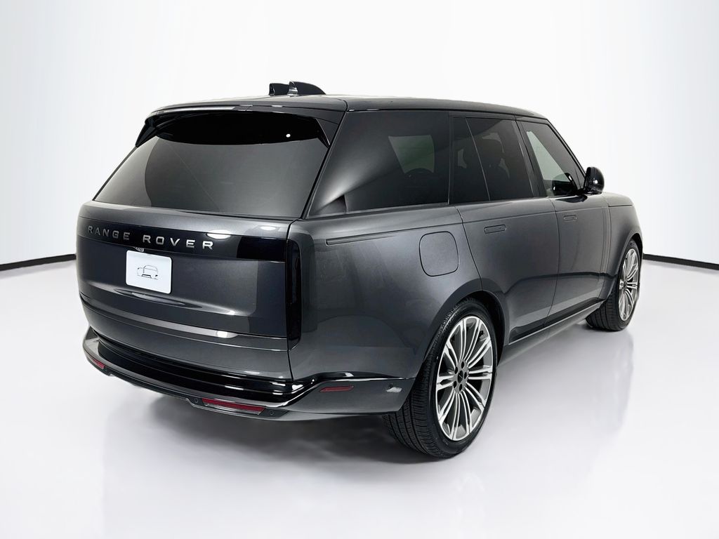 Thumbnail: 2026 Land Rover Range Rover - 5
