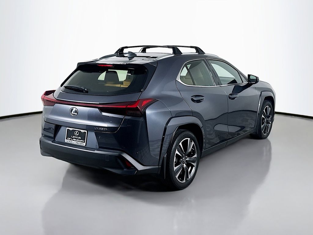 Thumbnail: 2023 Lexus UX - 5
