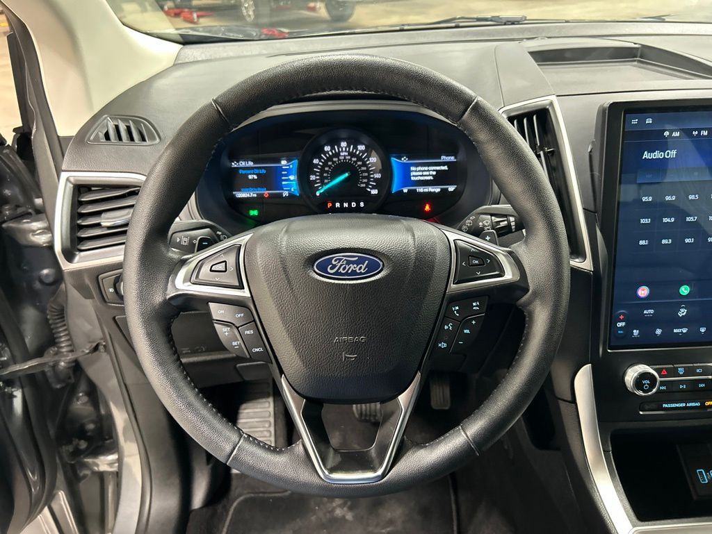 used 2024 Ford Edge car, priced at $29,917