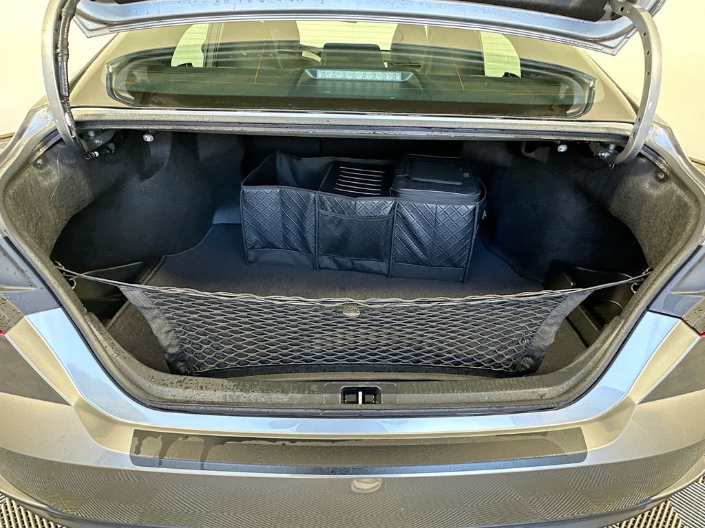 Thumbnail: 2025 Toyota Camry - 26