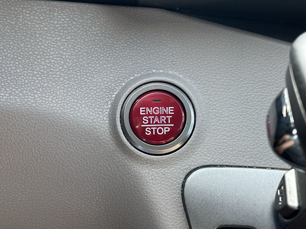 2016 Honda Odyssey EX-L photo