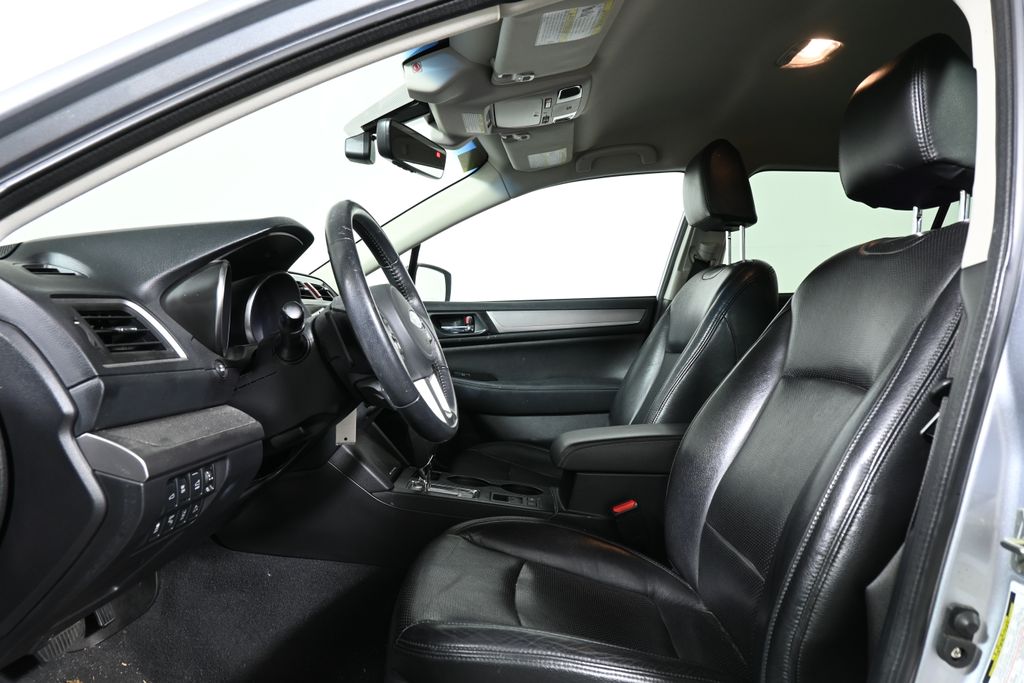 2017 Subaru Outback Premium 3