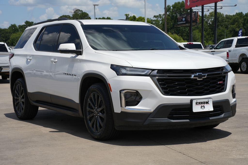 2022 Chevrolet Traverse RS Beige at Texan Dodge Chrysler Jeep Ram