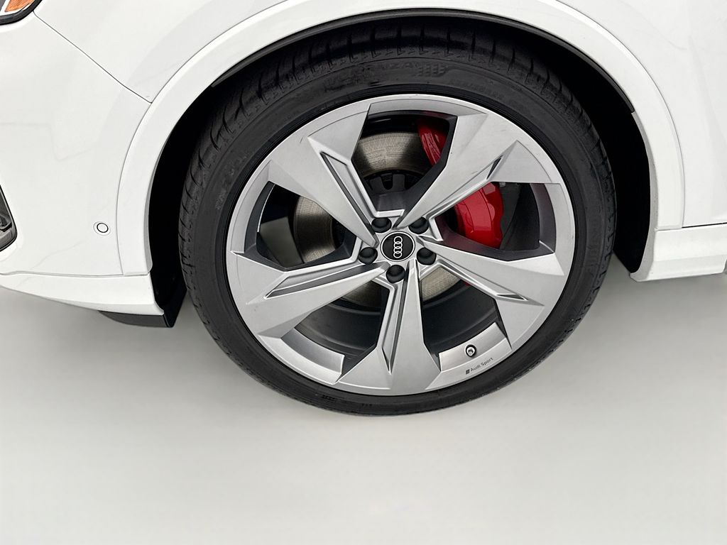 Thumbnail: 2026 Audi Q7 - 28