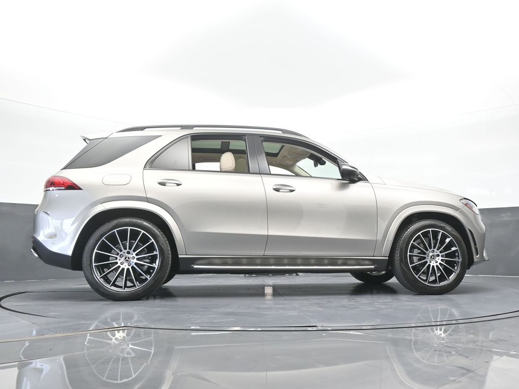 Used 2022 Gold Mercedes-Benz GLE 350 image 64