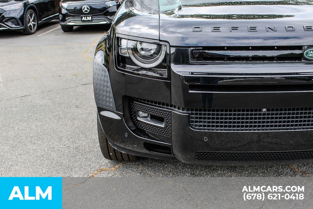 Used 2025 Black Land Rover X image 12