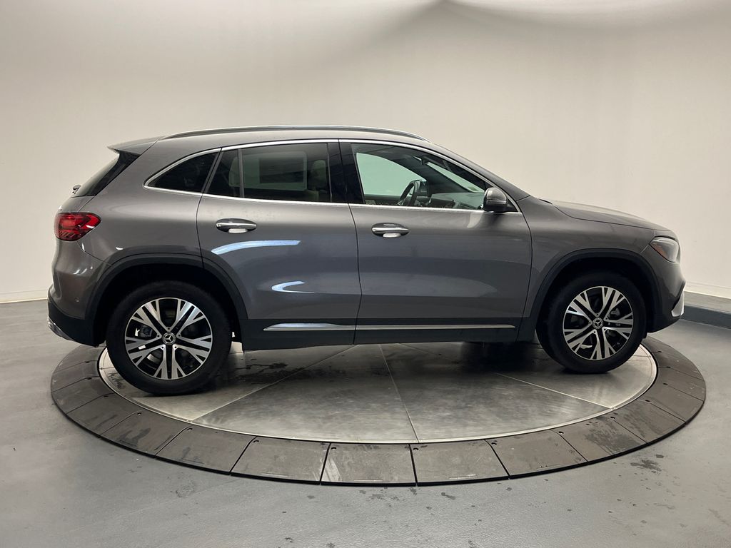 2025 Mercedes-Benz GLA 250 4MATIC 6