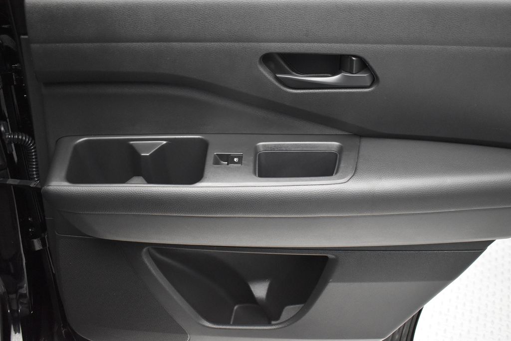 Thumbnail: 2024 Nissan Pathfinder - 28