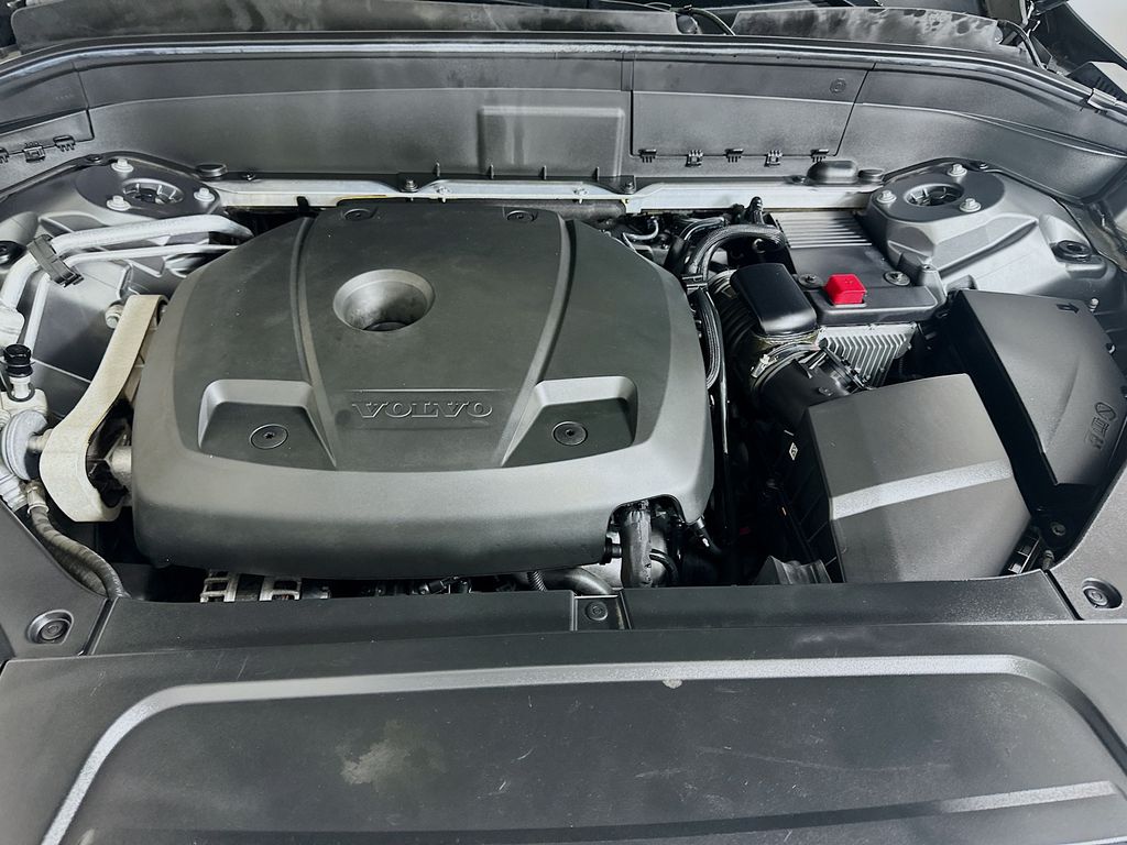 Thumbnail: 2017 Volvo XC90 - 30