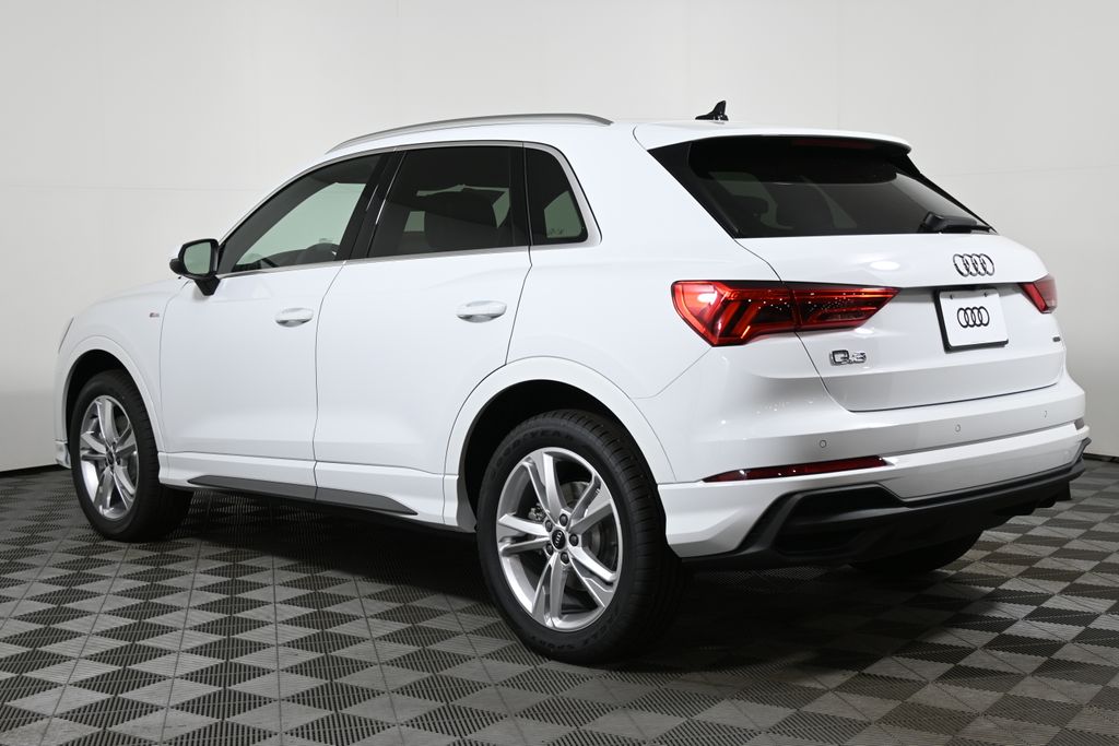 2024 Audi Q3  5