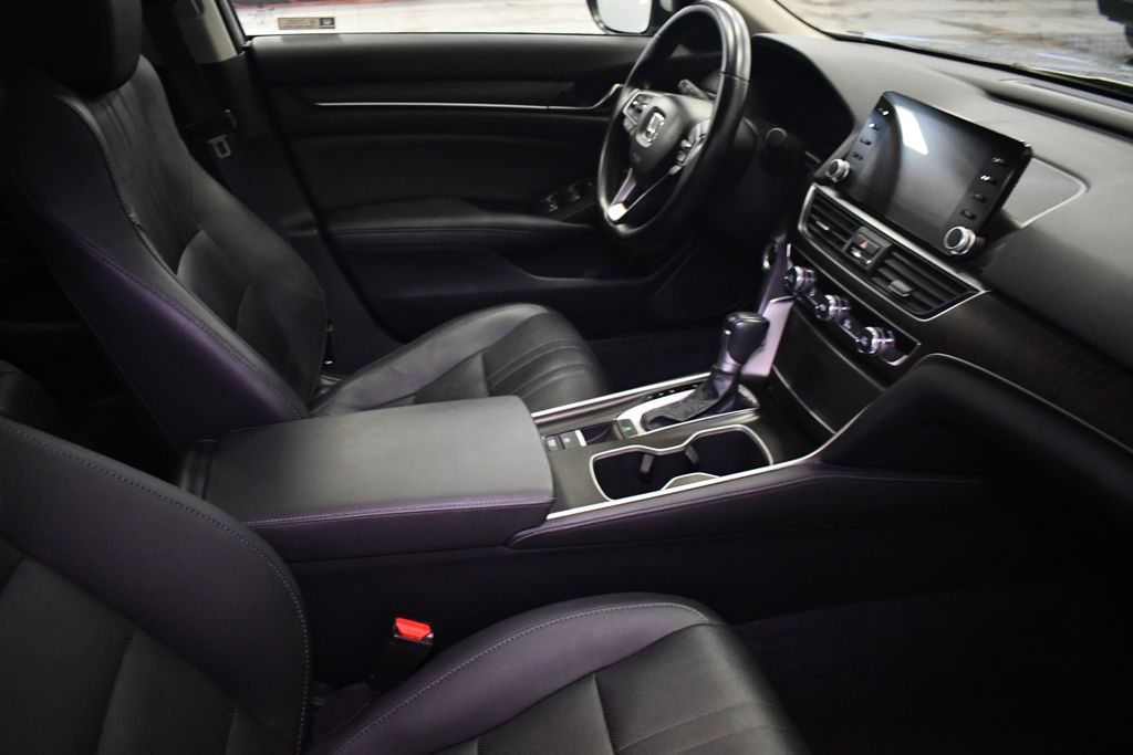 Thumbnail: 2020 Honda Accord - 31