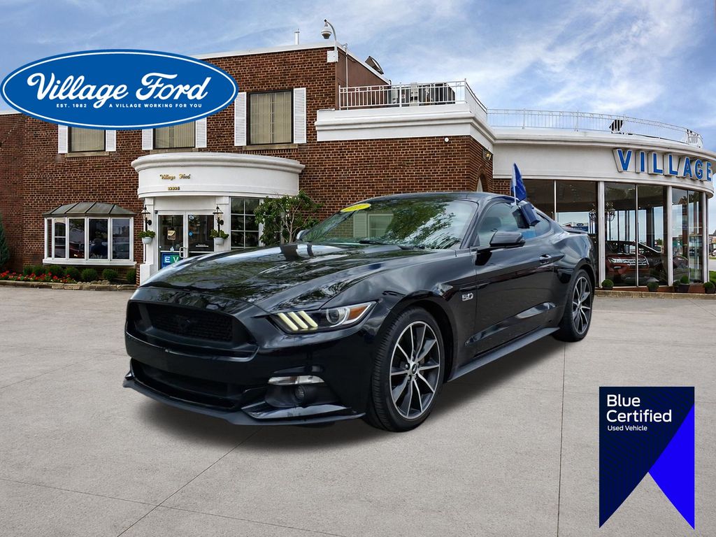 2017 Ford Mustang GT Coupe RWD